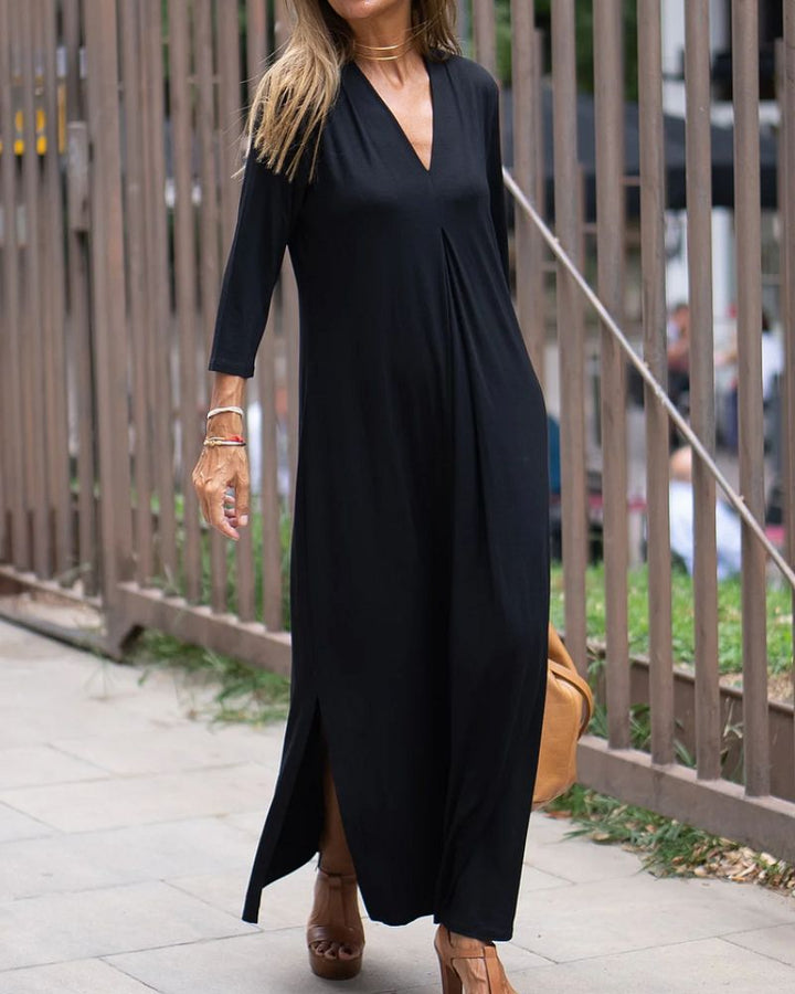 Genevieve | Relaxed Black Maxi Dress