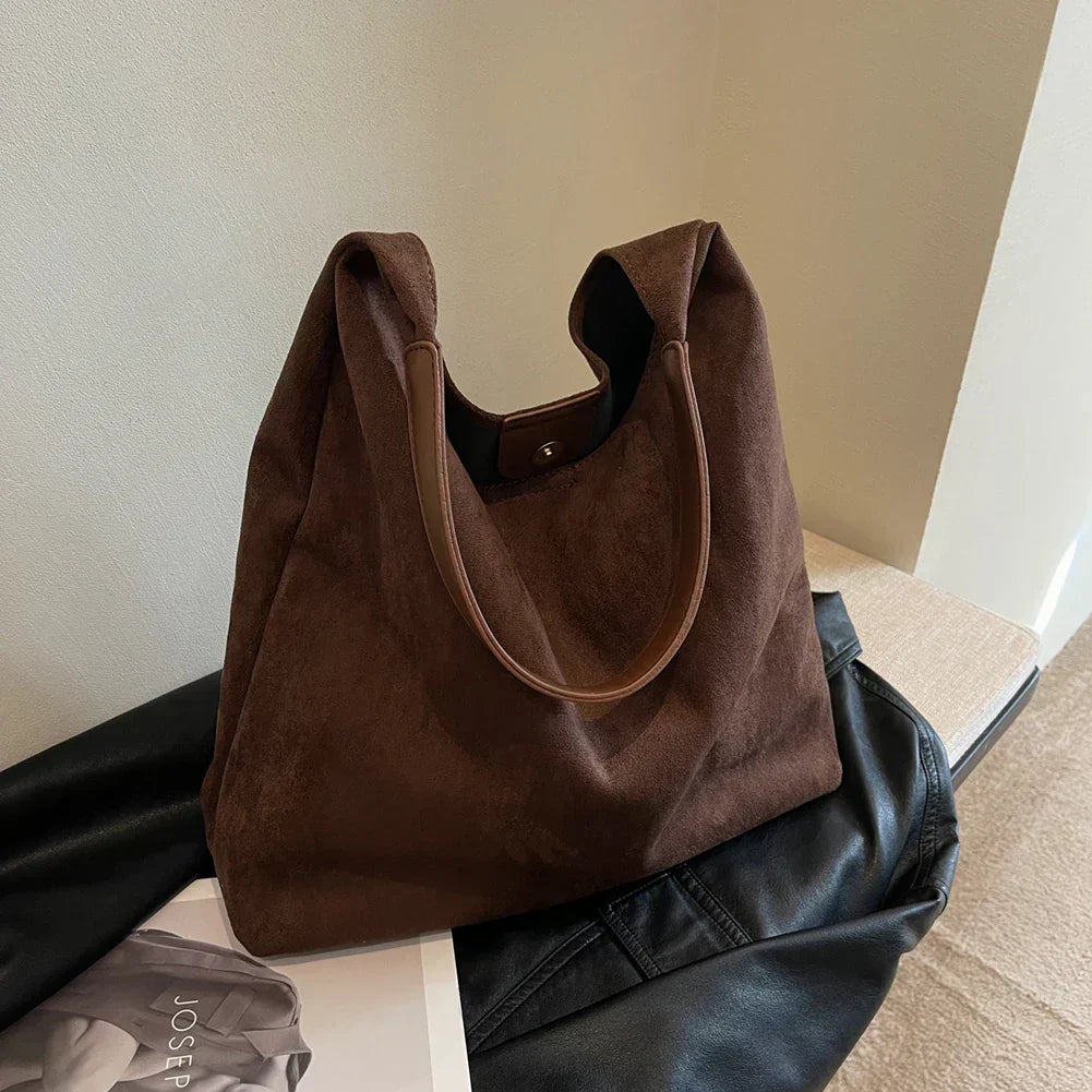 Mila | Suede Shoulder Bag